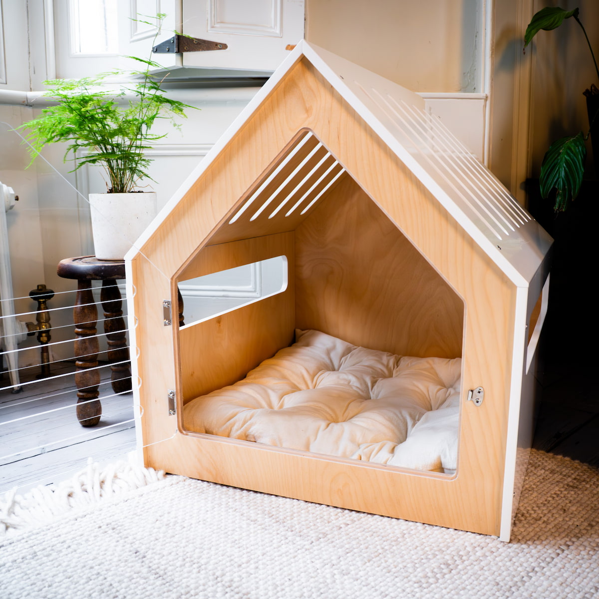 Luxury Dog House 'Classic White'