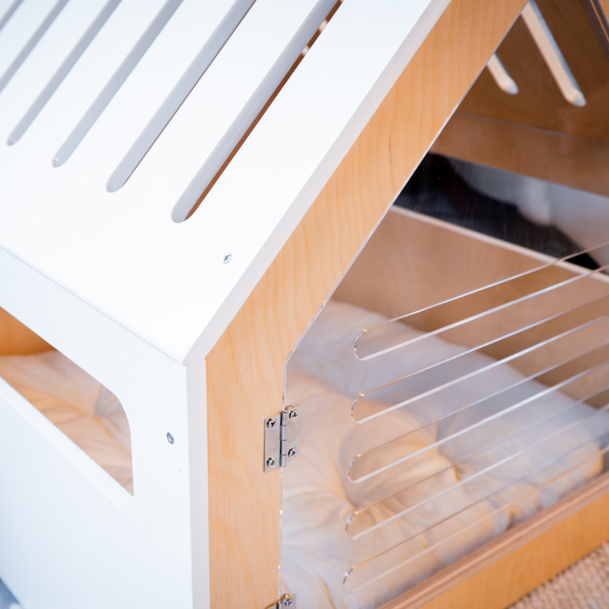 Luxury Dog House 'Classic White'
