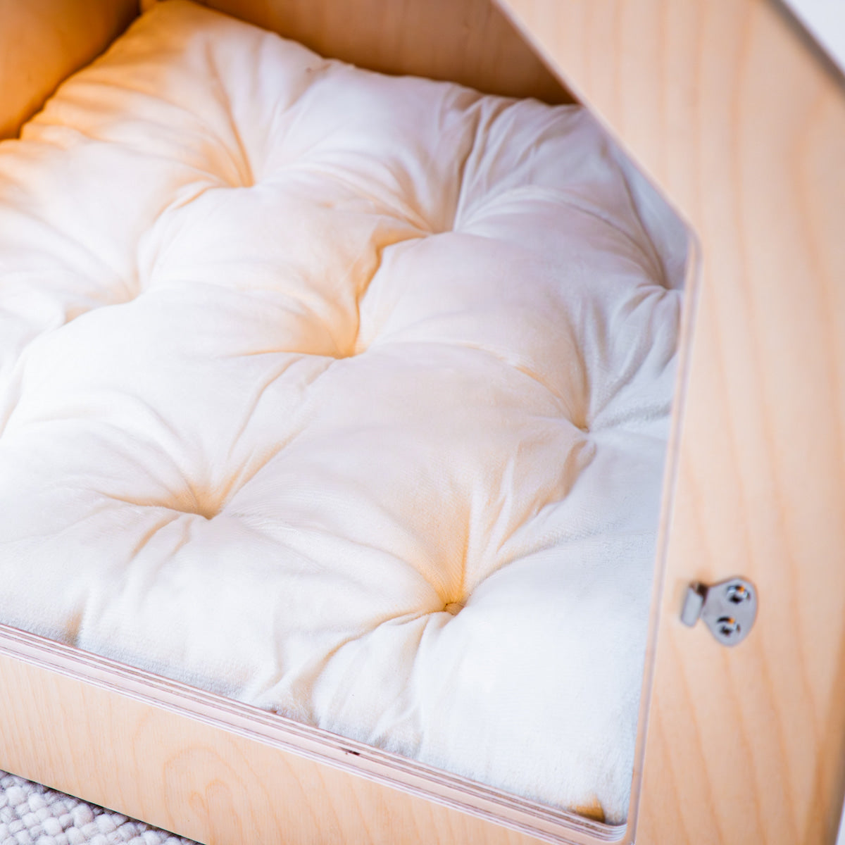Luxury Dog House 'Classic White'