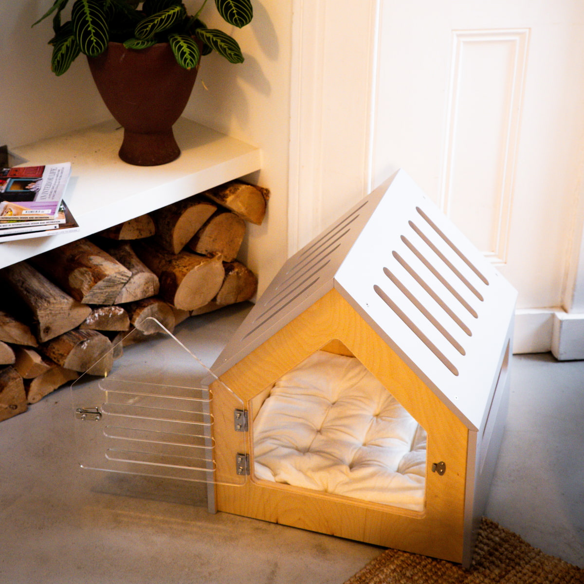 Luxury Dog House 'Classic Stone'