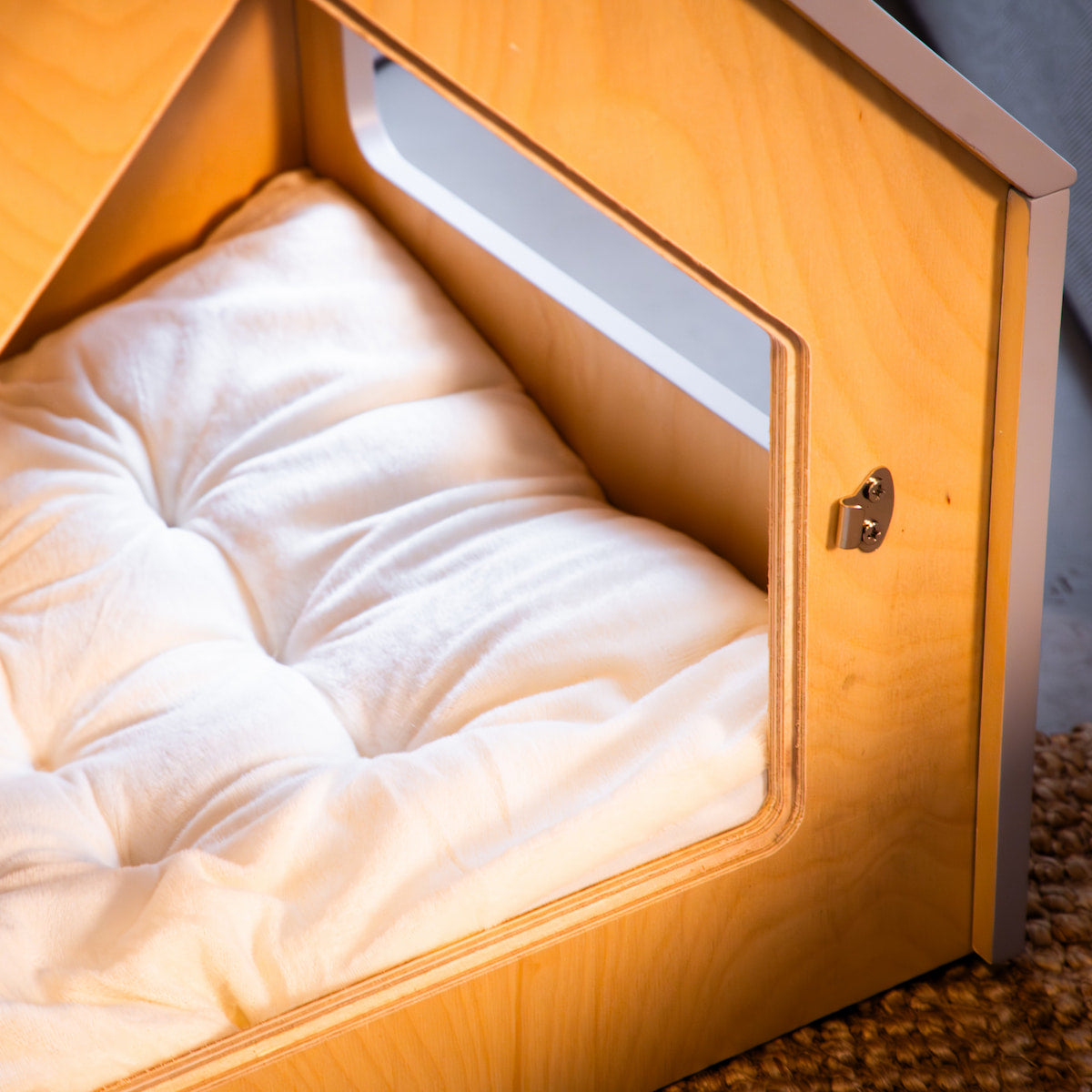 Luxury Dog House 'Classic Stone'