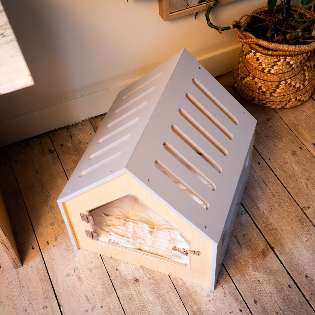 Luxury Dog House 'Classic Stone'