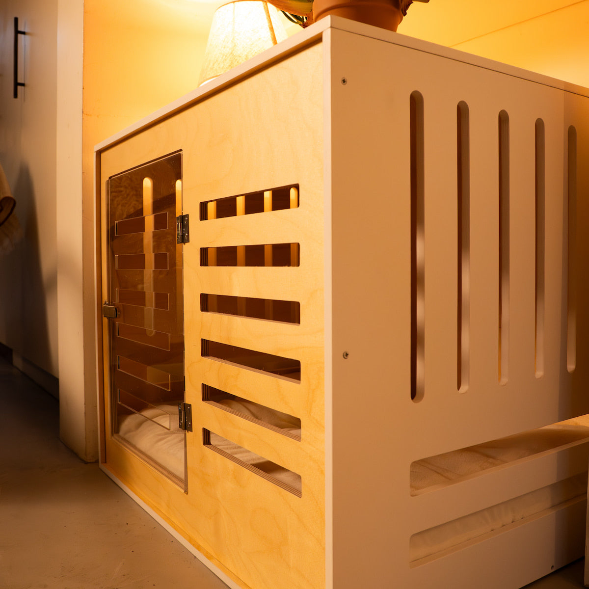 Luxury Dog Crate 'Lodge White'