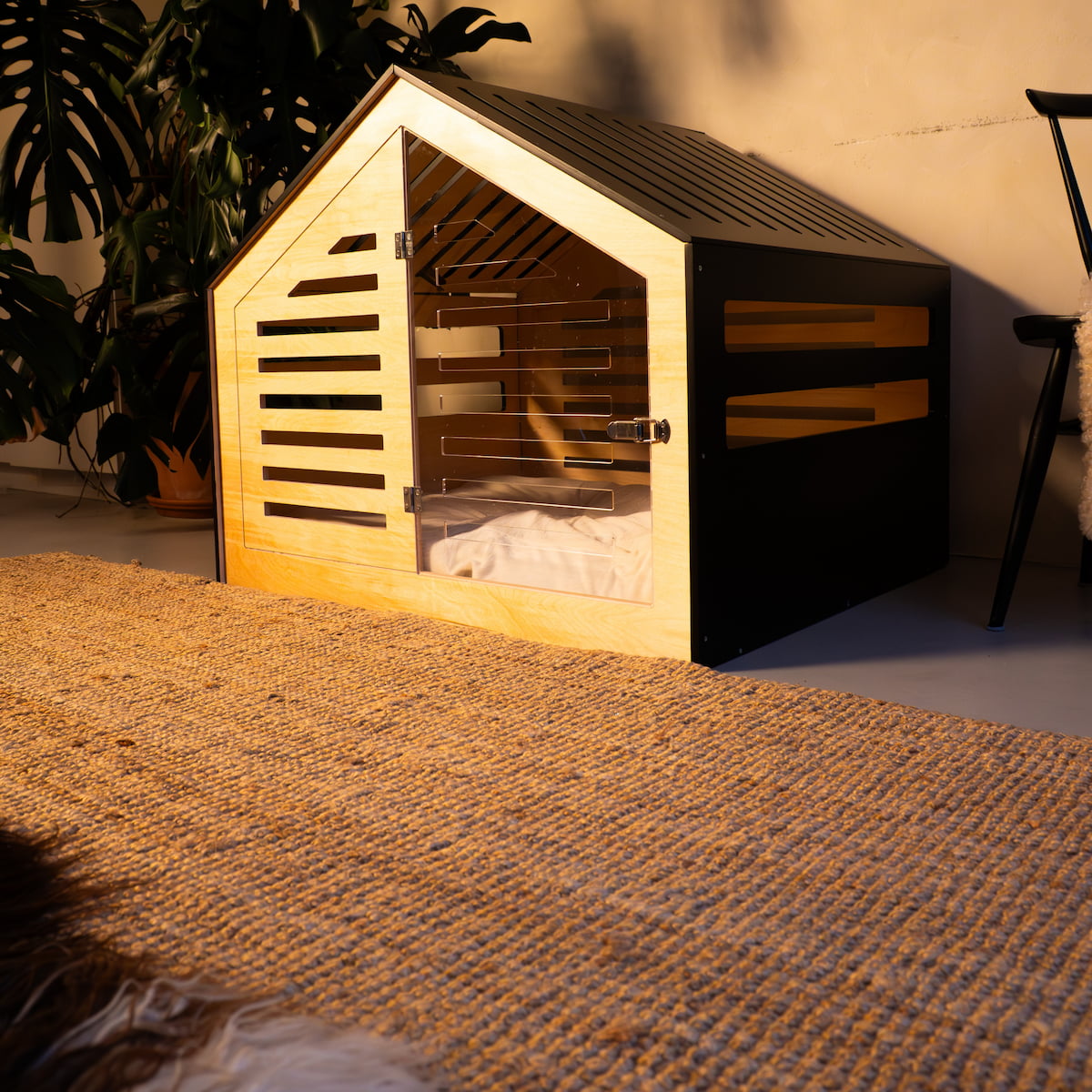 Luxury Dog House 'Estate Black'